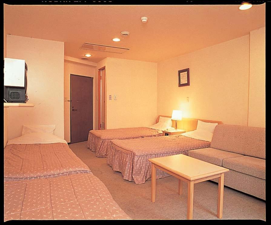 Hotel Ryuo Яманоуті Номер фото
